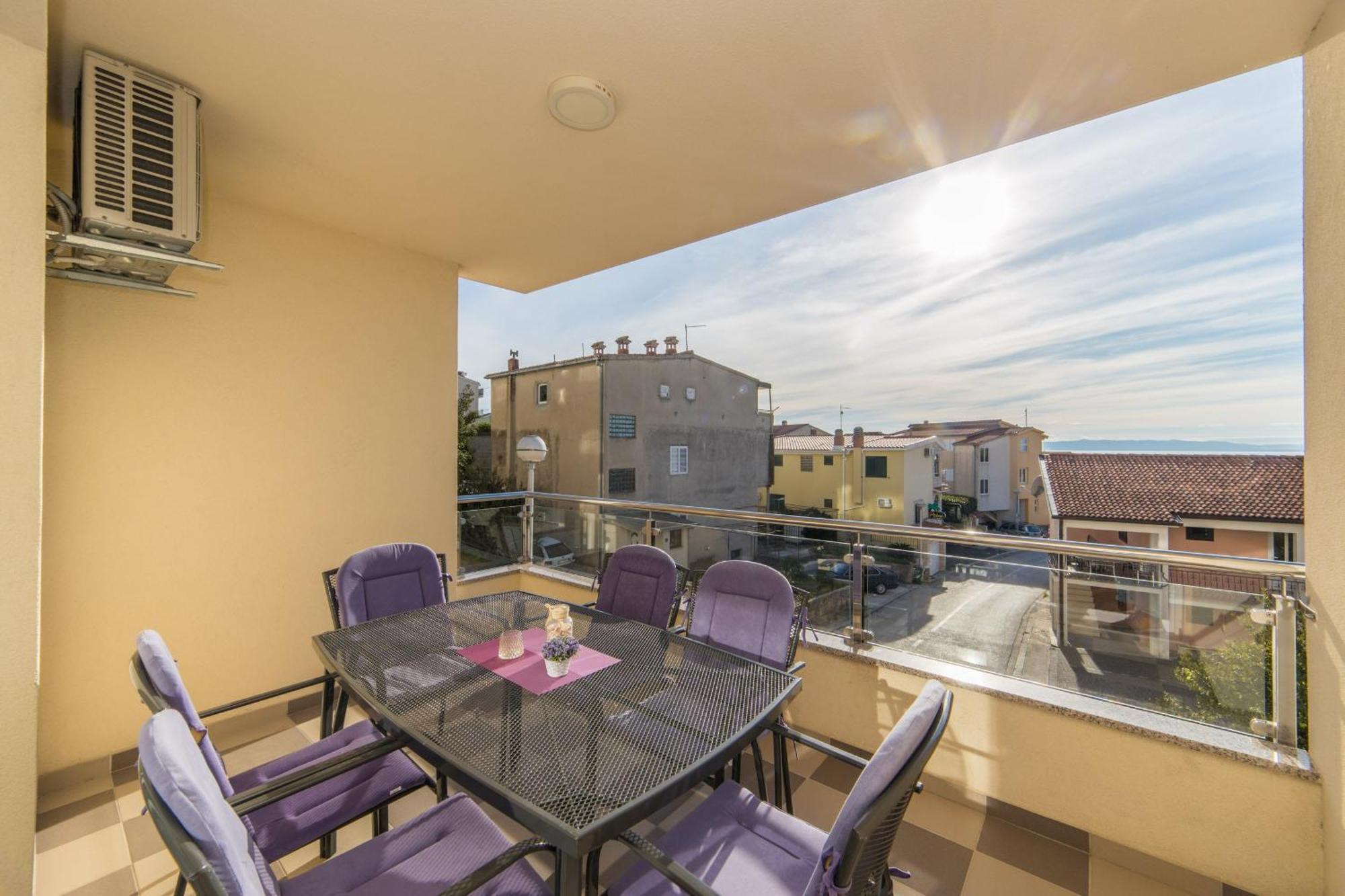 Apartments Crystal Makarska Bilik gambar