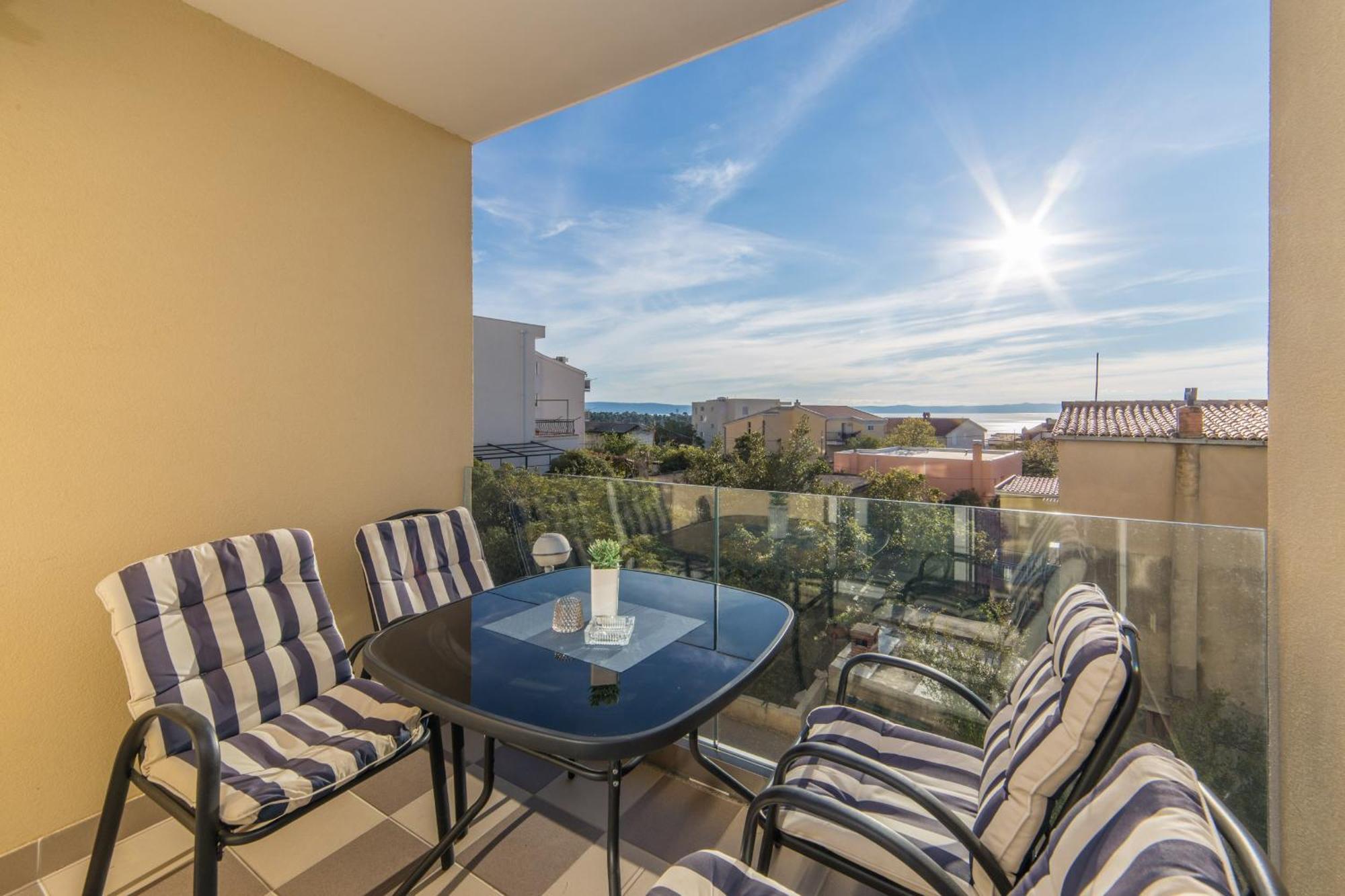 Apartments Crystal Makarska Bilik gambar